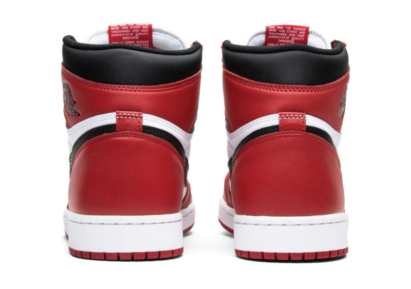 Air Jordan 1 Retro High OG Chicago