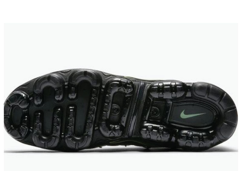 Air VaporMax Plus Black Volt