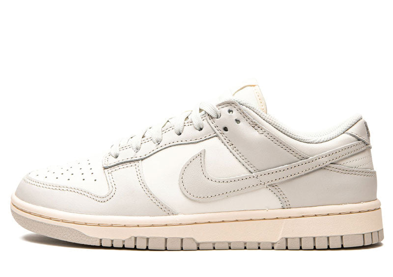 Wmns Dunk Low Light Bone